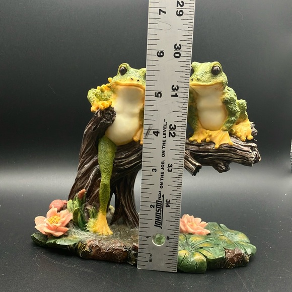 Charming Frog Trio Figurine - Picture 13 of 15